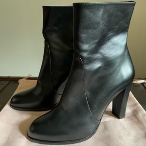 Stuart Weitzman leather ankle boots size 7